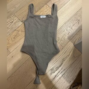Aritzia Contour Bodysuit